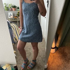 Pacsun strap summer dress 🦋